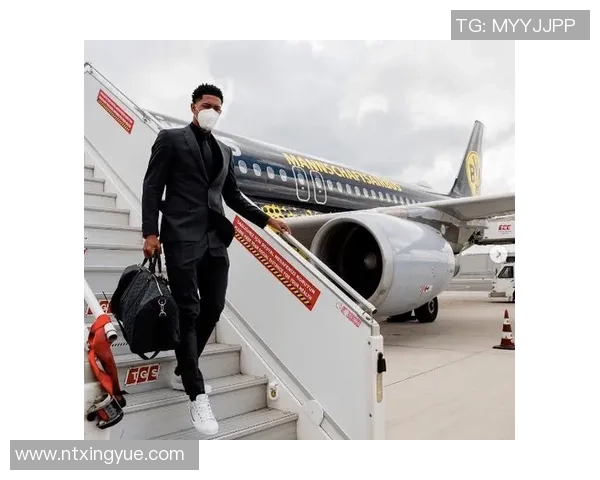 点击球星穿搭足球鞋解密：为你揭秘他们在赛场上的制胜秘密