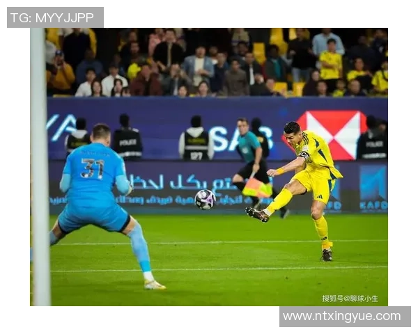 足球巨星炫酷带球过杆展现华丽技术与速度魅力